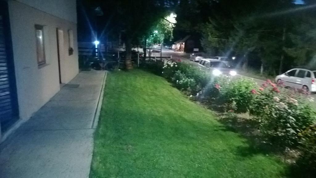 Žabljak米莱娜武齐尼奇旅馆住宿加早餐旅馆 外观 照片